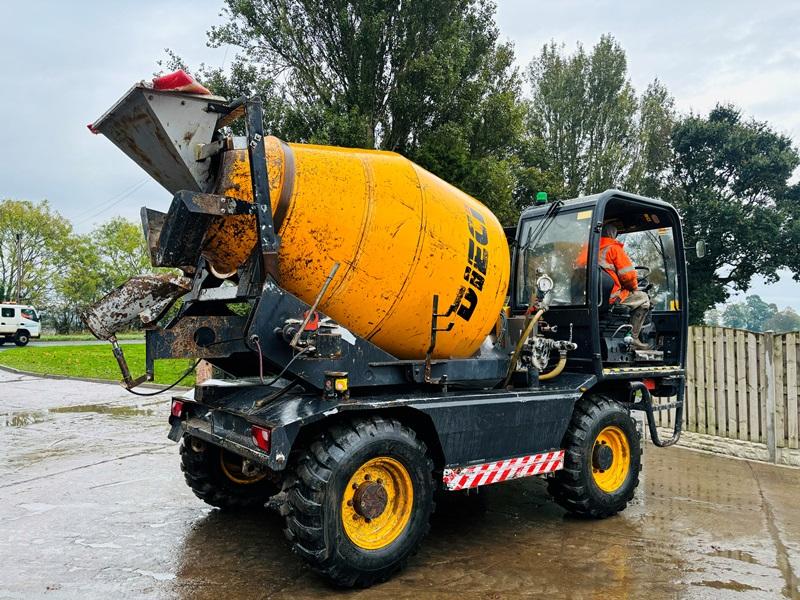 DIECI LH683 SWIVEL TIP CEMENT MIXER *YEAR 2013, 4452 HOURS* C/W 4 WHEEL