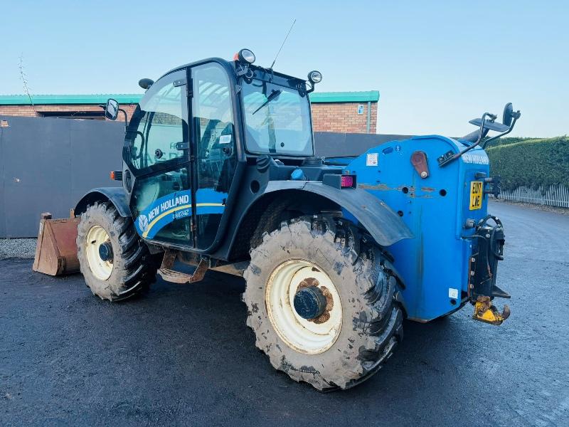 NEW HOLLAND LM7.42 TELEHANDLER*C/W PALLET TINES & BUCKET*YEAR 2017*VIDEO*