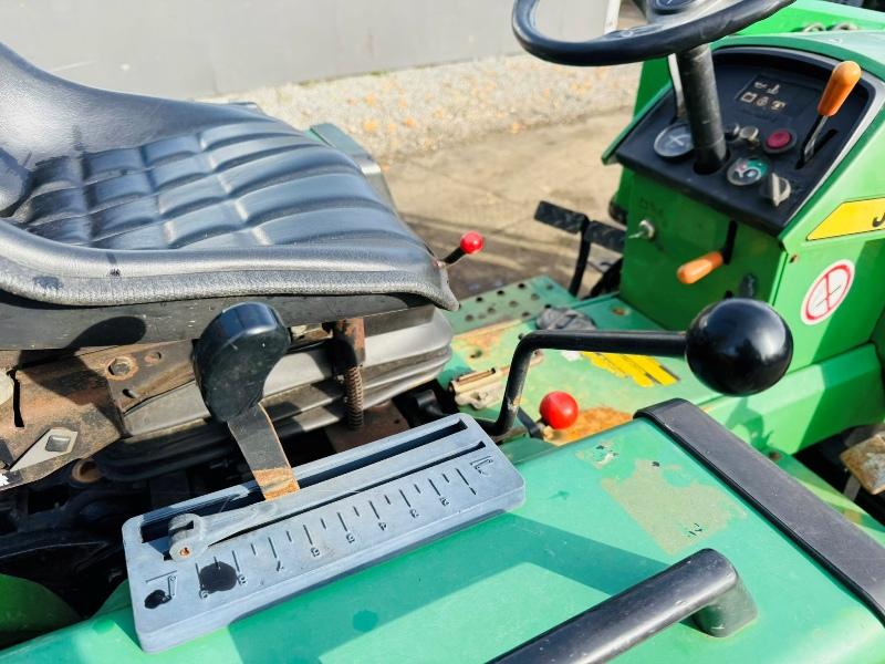 JOHN DEERE 955 4WD COMPACT TRACTOR*C/W FRONT LOADER*VIDEO*
