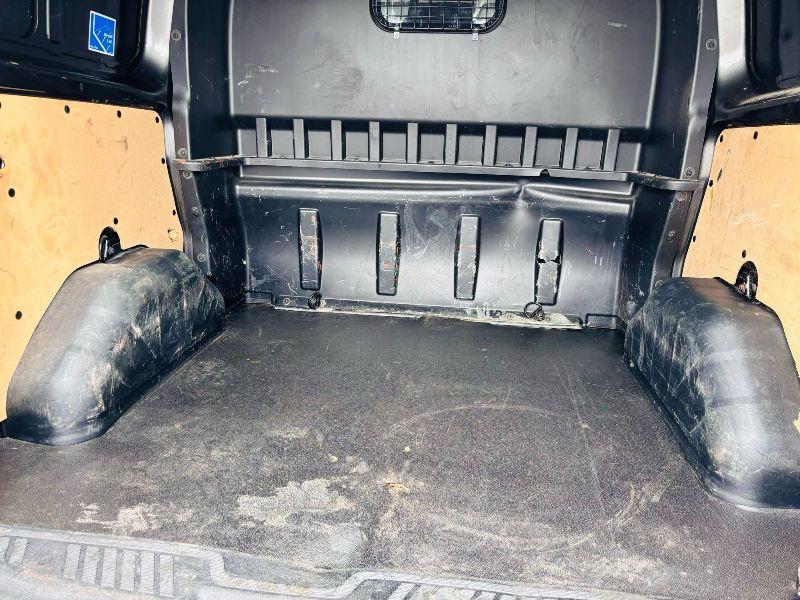 FORD TRANSIT LIMITED CUSTOM 6 SEATER *YEAR 2022* +VAT*VIDEO*
