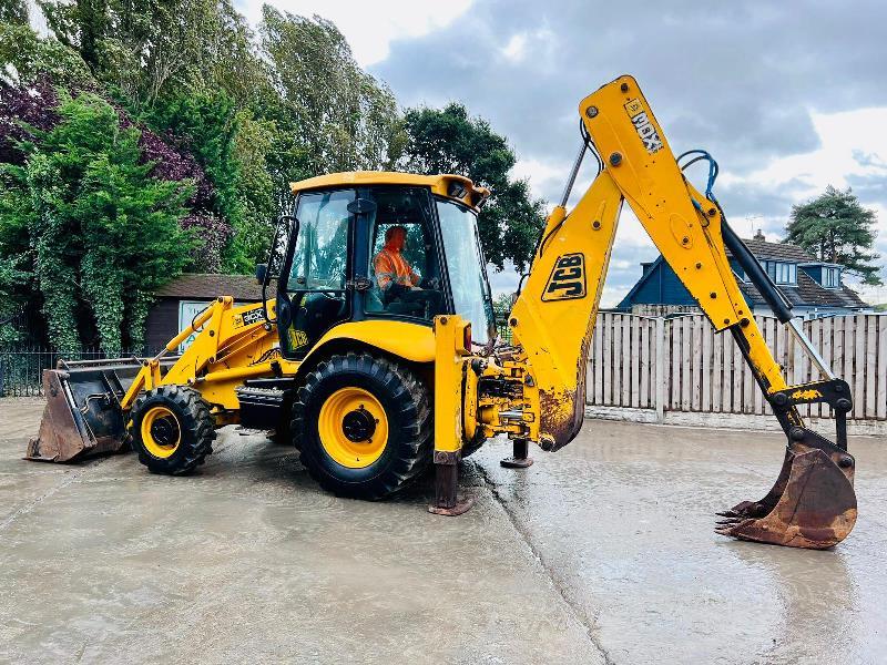 JCB 3CX 4WD PROJECT 21 BACKHOE DIGGER C/W MANUAL GEAR BOX & EXTENDING DIG *VIDEO*
