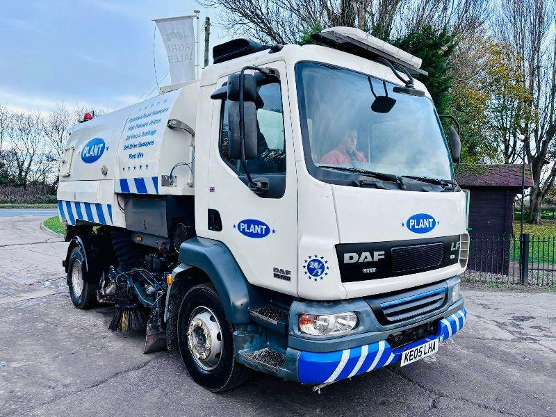 DAF LF55 4X2 JOHNSTON ROAD SWEEPER C/W MANUAL GEAR BOX *VIDEO*