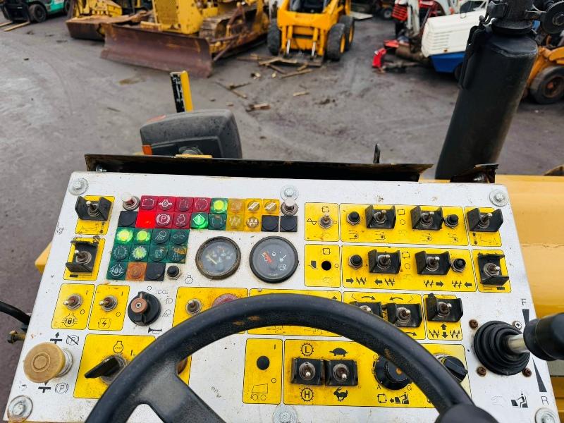 CATERPILLAR AP-300 TARMAC PAVER*VIDEO*