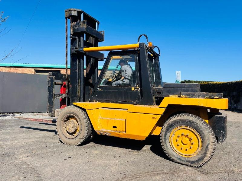 DCH DOH 12 TONNE 2 STAGE MAST LIFT *C/W 8FT TINES*VIDEO*