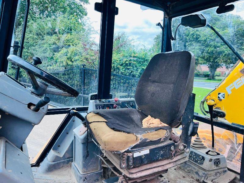 FERMEC 960 4WD EQUAL WHEELED BACKHOE DIGGER C/W REAR QUICK HITCH 