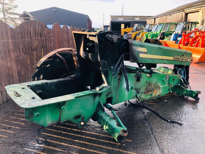 JOHN DEERE 3200 TELEHANDLER CHASSIS & BOOM