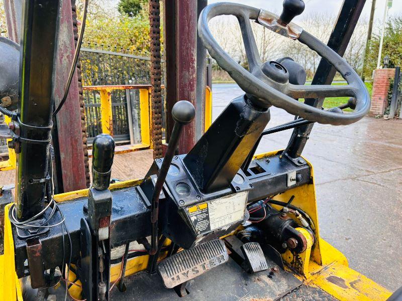 HYSTER DIESEL FORKLIFT C/W 2 STAGE MAST & PERKINS ENGINE *VIDEO*