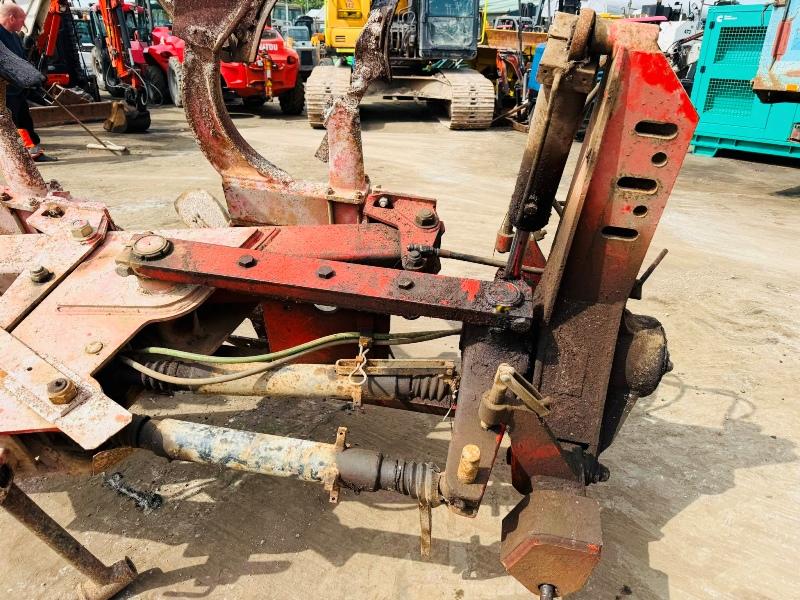 GREGOIRE BESSON 4 FURROW REVERSABLE PLOUGH*VIDEO*