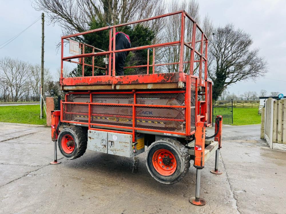 SKYJACK SJ7135 SCISSOR LIFT *12V*10.7M DRIVE REACH*VIDEO*