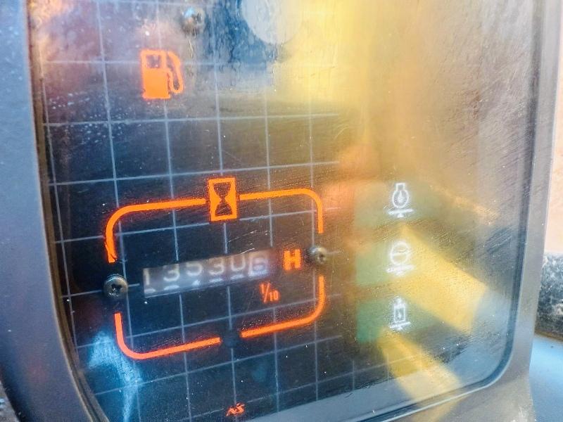 HITACHI FH150.3 TRACKED EXCAVATOR*C/W BUCKET*VIDEO*