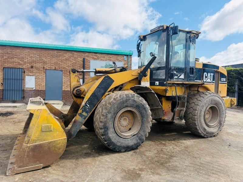 CATERPILLAR 928G LOADING SHOVEL*C/W BUCKET*VIDEO*