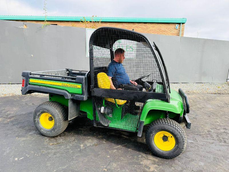 JOHN DEERE TX 4X2 GATOR*YEAR 2017*C/W ELECTRIC TIP*VIDEO*