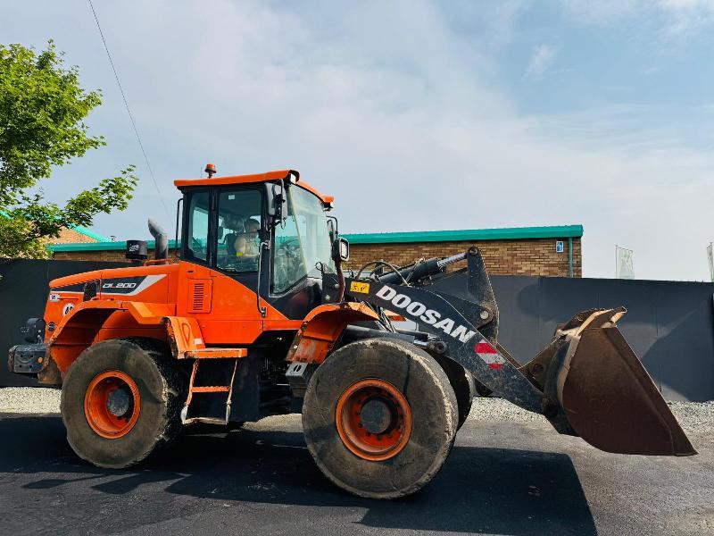 DOOSAN DL200-5 LOADING SHOVEL*C/W BUCKET*YEAR 2019*VIDEO*