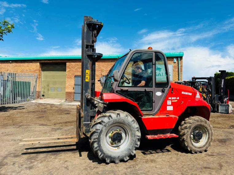 MANITOU M30-4 FORKLIFT*C/W PUH*YEAR 2015*8030 HOURS*VIDEO*