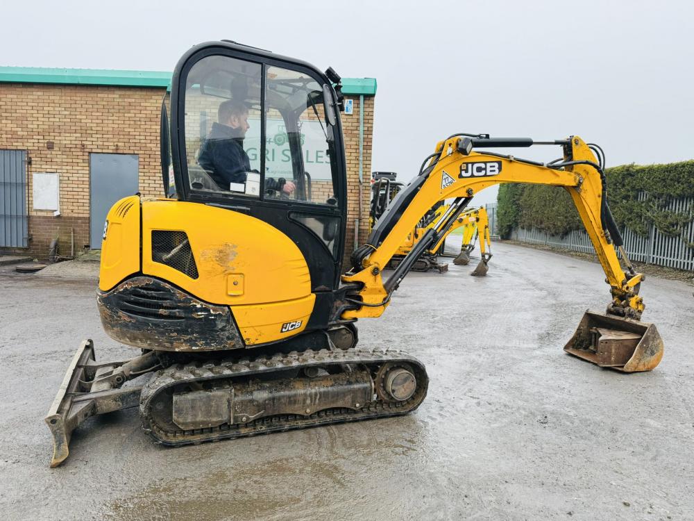 JCB 8026 EXCAVATOR *ZERO SWING*YEAR 2018*3378 HOURS* C/W 2 BUCKETS*VIDEO*