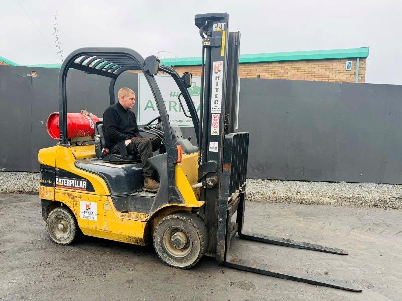 CATERPILLAR GP20CN 2 STAGE MAST FORKLIFT*C/W SIDESHIFT*VIDEO*