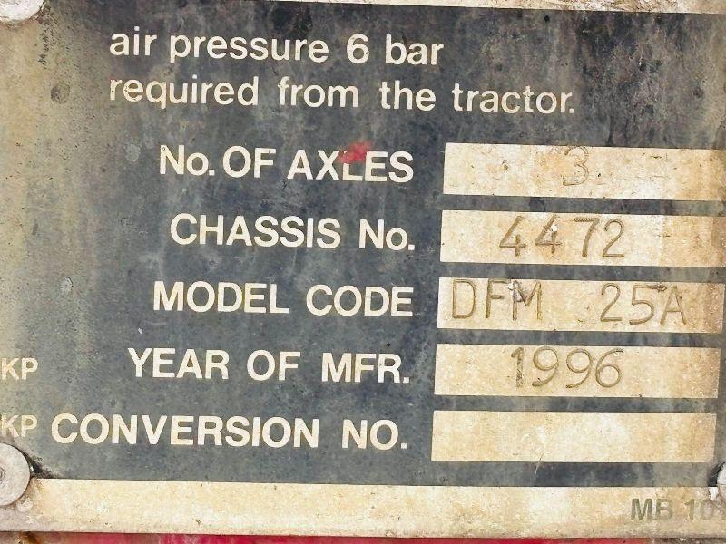 DENNISON DFM 25A FLATBED TRAILER*C/W TUCK AWAY NECK RAMPS*VIDEO*