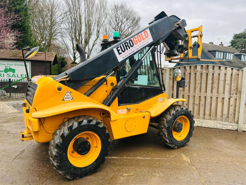 JCB 520-50 4WD TELEHANDLER * YEAR 2013 , ROAD REGISTERED *VIDEO*