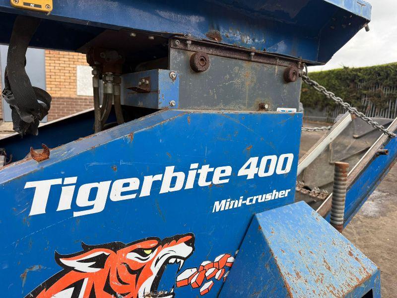 TIGERBITE 400 TOWABLE MINI CRUSHER*C/W CONVEYOR*VIDEO*
