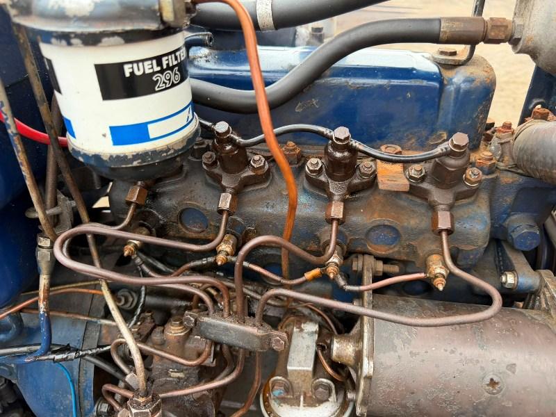 LEYLAND 154 TRACTOR*C/W ROLL BAR*VIDEO*