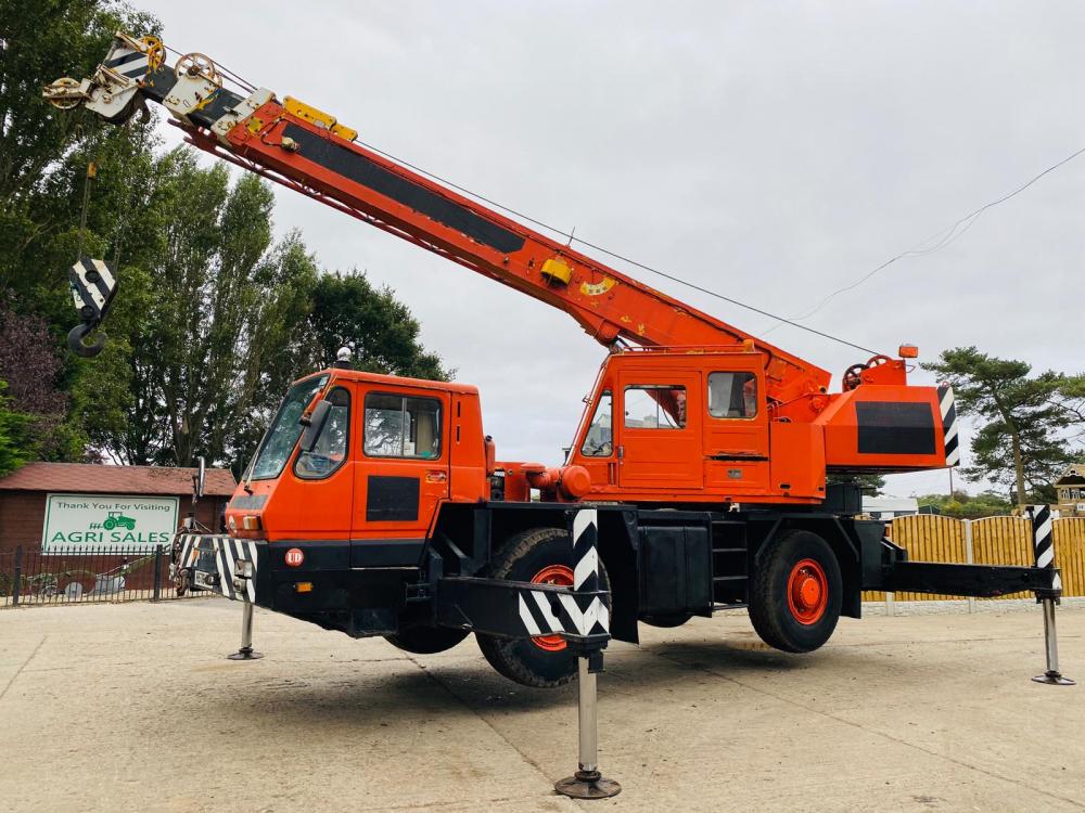 TADANO AR250E ROUGH TERRIAN MOBILE CRANE C/W SWING AWAY JIB