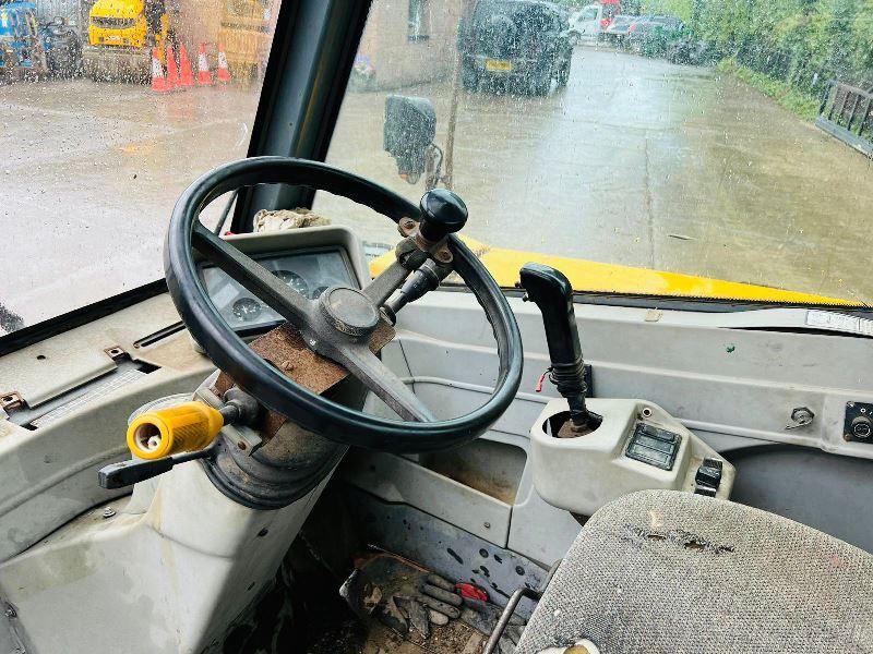 SANDERSON TL6MT 4WD TELEHANDLER C/W STRICKLAND BUCKET *VIDEO*