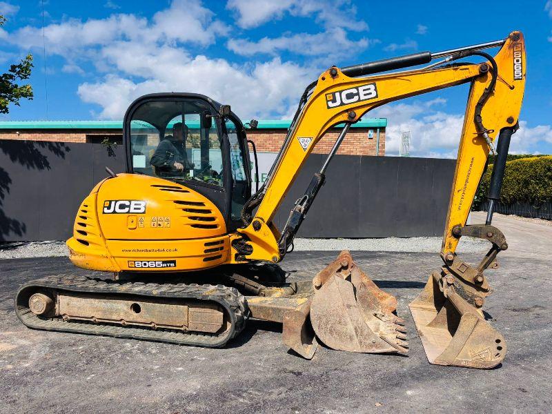 JCB 8065 EXCAVATOR*C/W 3 BUCKETS*READING 3578 HOURS*VIDEO*