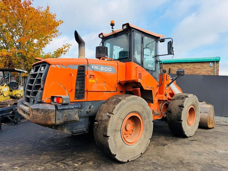 DOOSAN DL200-3 LOADING SHOVEL*C/W BUCKET*YEAR 2015*VIDEO*