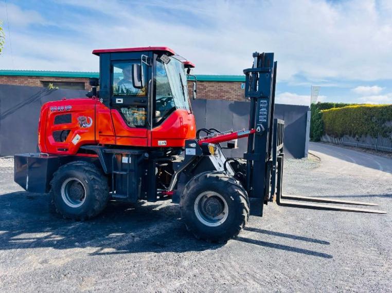MAMMOTH RF40 SP WHEEL LOADER*C/W 2 STAGE MAST AND TINES*YEAR 2023*VIDEO*