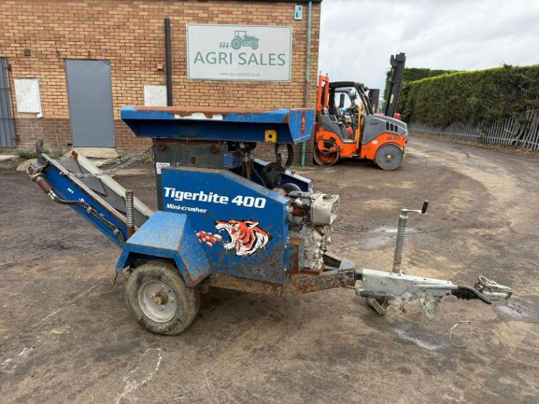 TIGERBITE 400 TOWABLE MINI CRUSHER*C/W CONVEYOR*VIDEO*