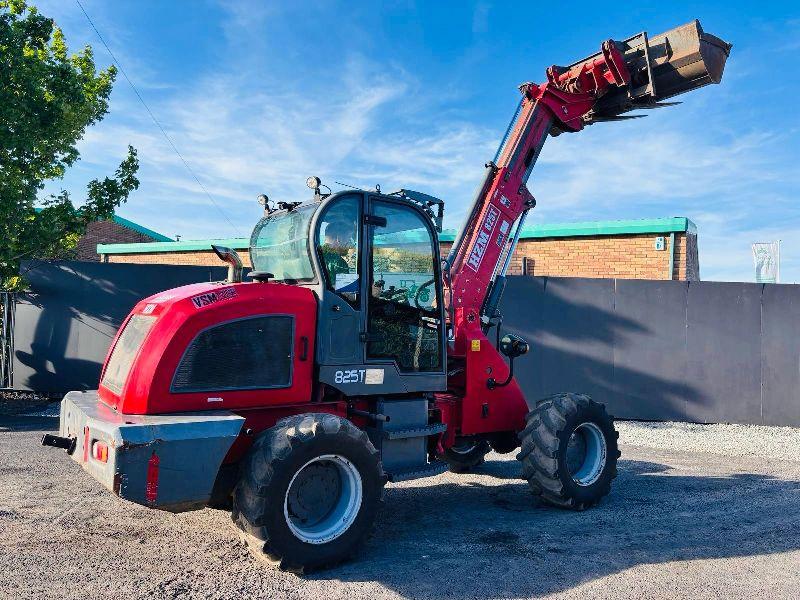 HZM 825T TURBO ARTICULATED TELEHANDLER *C/W BUCKET AND FORKS*READING 618 HOURS*VIDEO*
