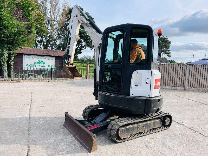 BOBCAT E25 EXCAVATOR *YEAR 2014, 2699 HOURS* C/W ZERO SWING *VIDEO*