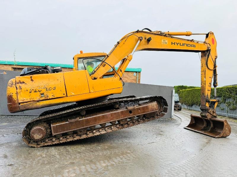 HYUNDAI ROBEX 220LC-3 EXCAVATOR*C/W BUCKET*VIDEO*