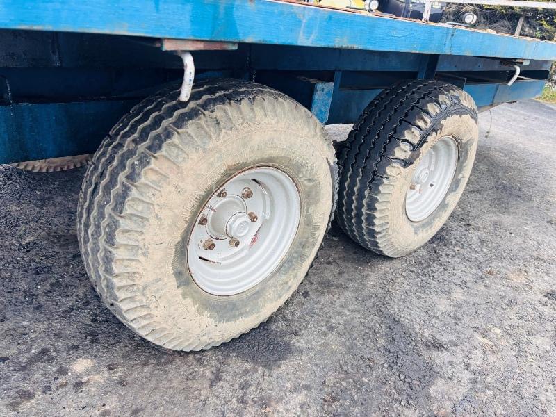 BAIL TRAILER 21FT LONG 8FT WIDE