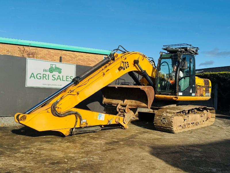 JCB JS220 LC TRACKED EXCAVATOR*C/W BUCKET*YEAR 2010*VIDEO*