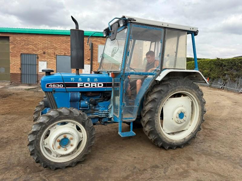 FORD 4630 TRACTOR*C/W REAR LINKAGE*3068 HOURS*VIDEO*