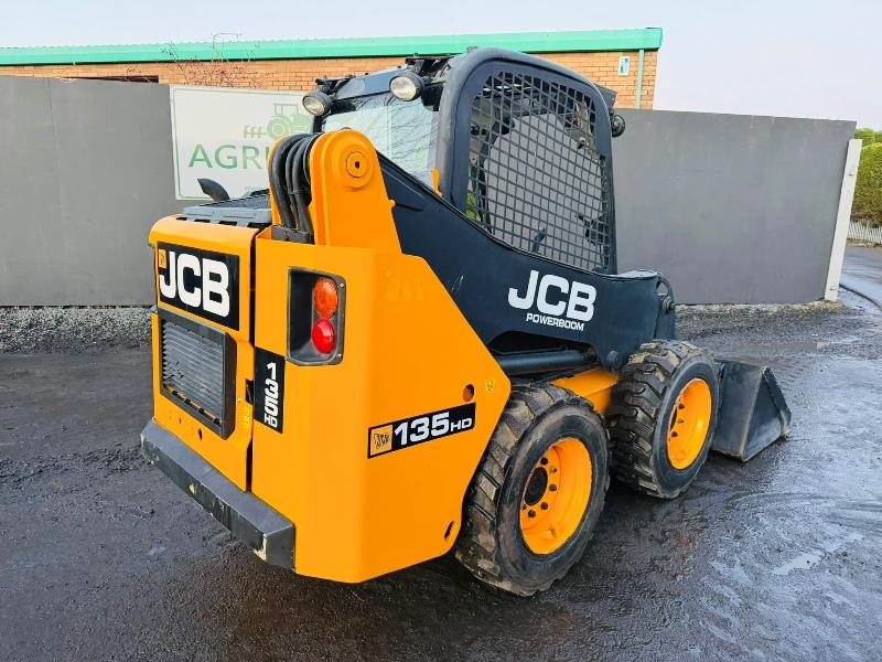 JCB 135HD SKIDSTEER LOADER*2990 HOURS*C/W BUCKET*YEAR 2018*VIDEO*