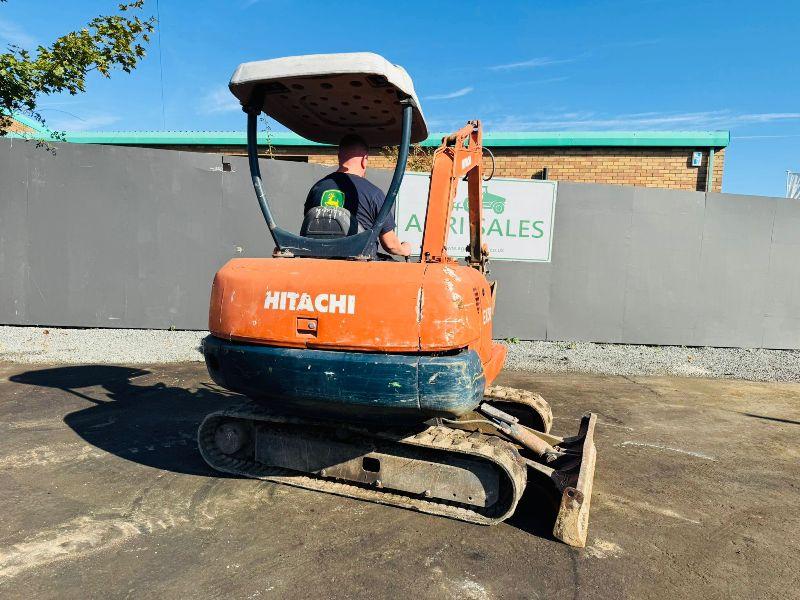 HITACHI EX30 EXCAVATOR*RUBBER TRACKS*C/W BUCKET*VIDEO*
