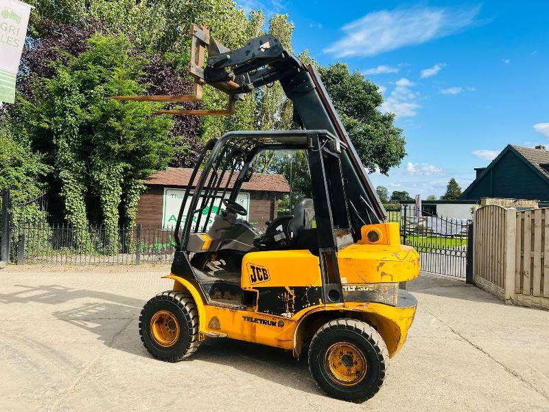 JCB TLT30D 4WD TELETRUCK C/W PALLET TINES 