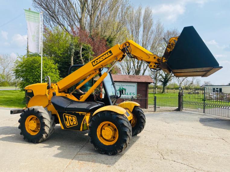 JCB 520 4WD TELEHANDLER C/W BRAND NEW BUCKET