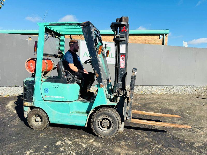 MITSUBISHI CASCADE SIDESHIFT FORKLIFT*C/W PALLET TINES*VIDEO*