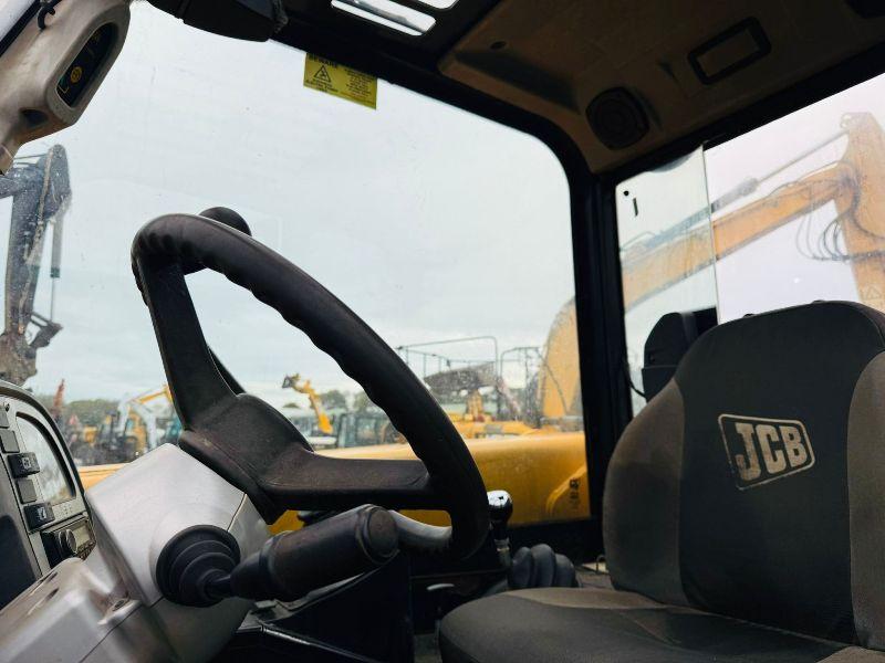 JCB 526-56 AGRI+ TELEHANDLER*4WD*C/W PALLET TINES*VIDEO*