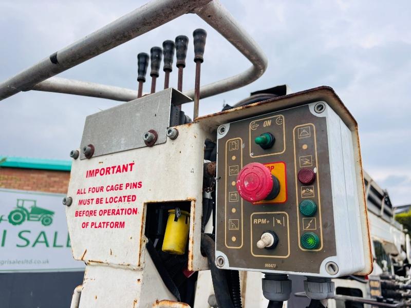 EASYLIFT TRACKED MANLIFT*C/W SAFETY BASKET*ONLY 1211 HOURS*VIDEO*