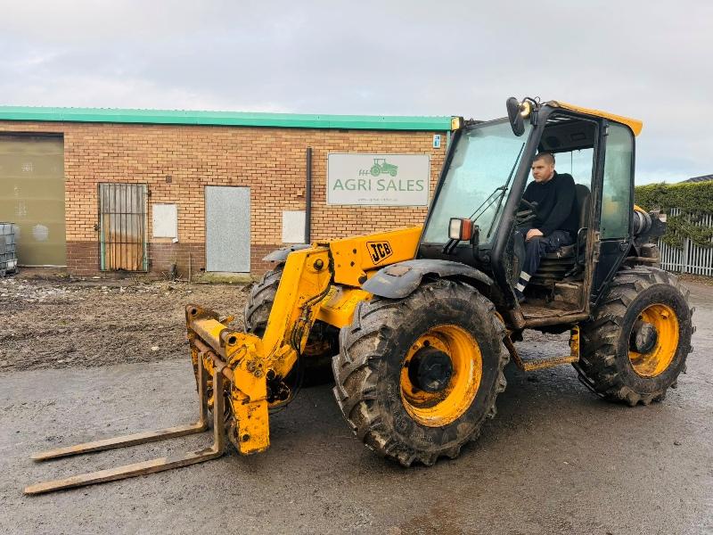 JCB 526S TELEHANDLER*C/W PALLET TINES*VIDEO*