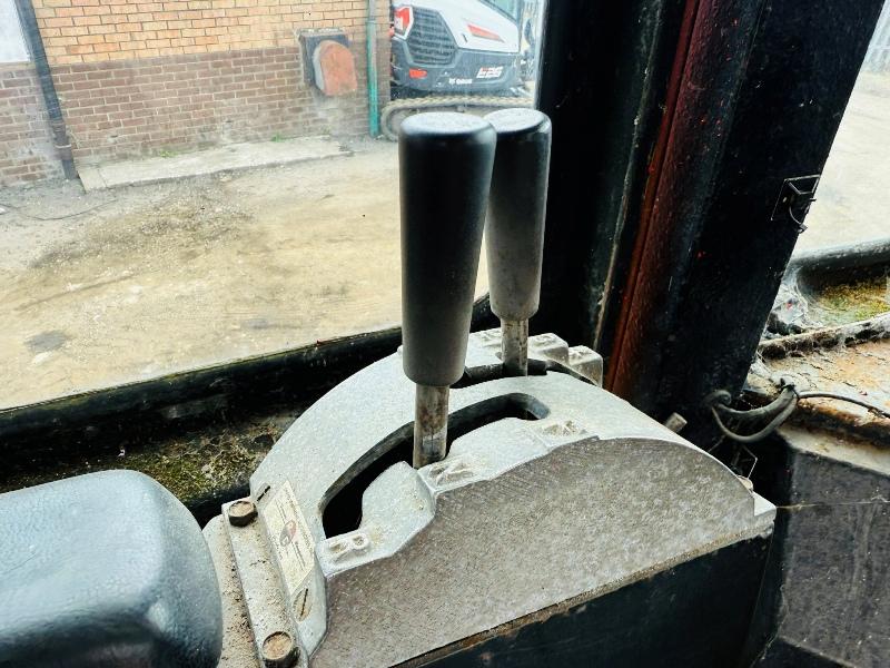 LANSING TR25 2 STAGE MASTED FORKLIFT*C/W PALLET TINES*VIDEO*