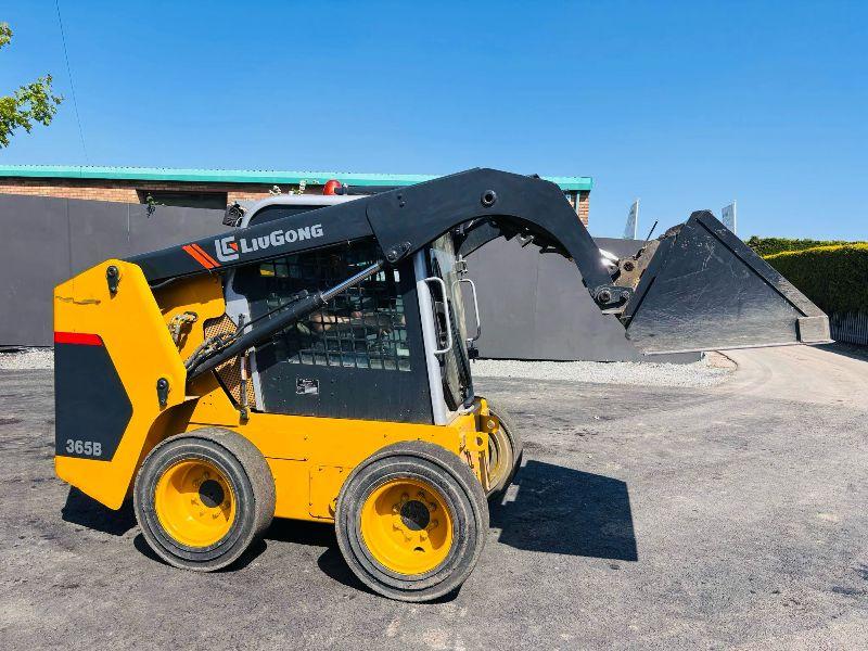 LIUGONG 365B SKIDSTEER *C/W BUCKET* 1 OWNER FROM NEW*YEAR 2016*VIDEO*