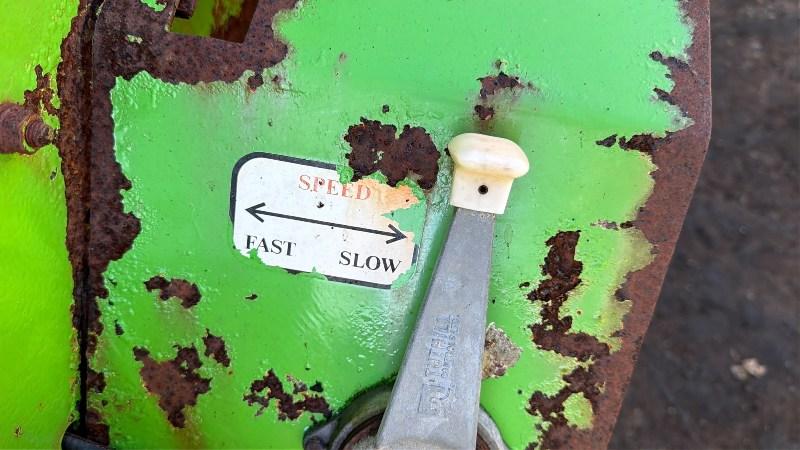 GREEN MECH CM200 TOWABLE WOOD CHIPPER*C/W LISTER ENGINE*VIDEO*