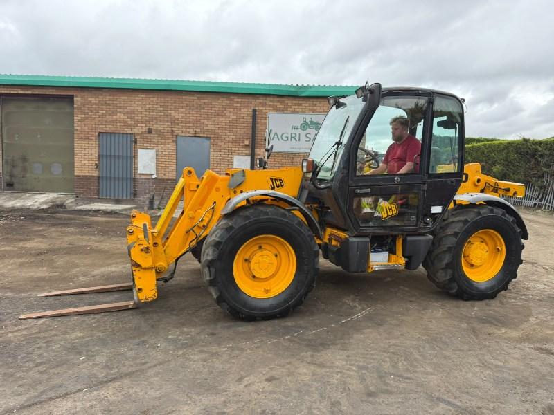 JCB 530-70 FARM SPECIAL TURBO*C/W PALLET TINES*VIDEO*
