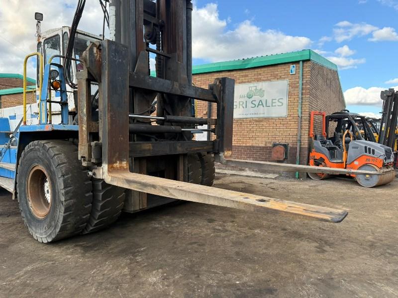 SVETRUCK 28 120/46 FORKLIFT*28 TONNE LIFT*VIDEO*