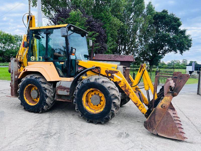 FERMEC 960 4WD EQUAL WHEELED BACKHOE DIGGER C/W REAR QUICK HITCH 